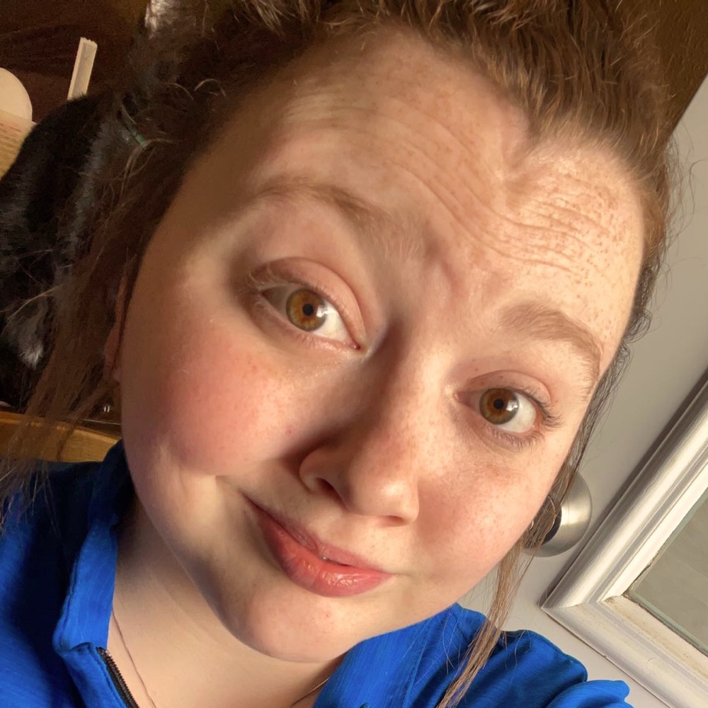 Meet your Posher, Alexandra